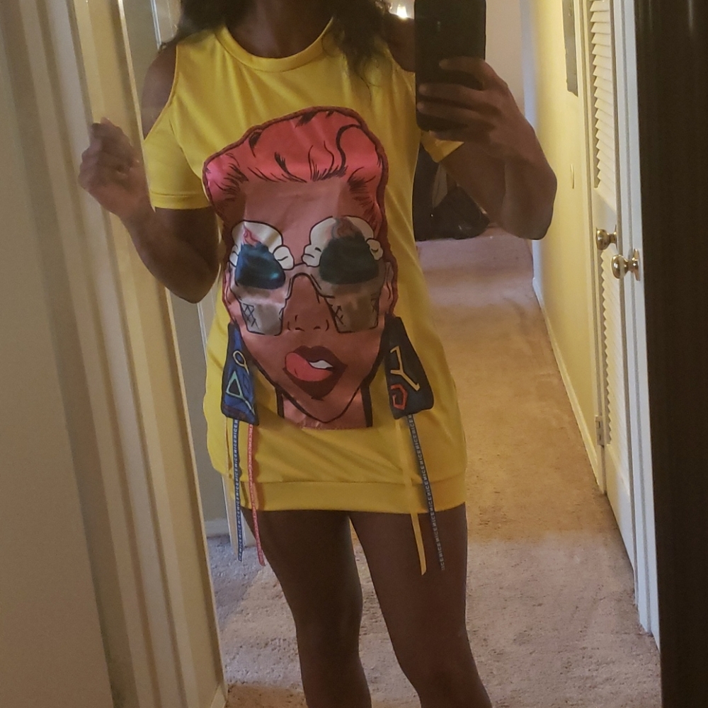 Graphic tunic